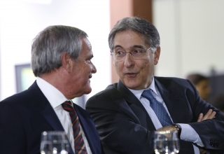 O novo presidente da AMM, Antônio Júlio e o governador Fernando Pimentel (Foto: Manoel Marques/Imprensa MG) O novo presidente da AMM, Antônio Júlio e o governador Fernando Pimentel (Foto: Manoel Marques/Imprensa MG)
