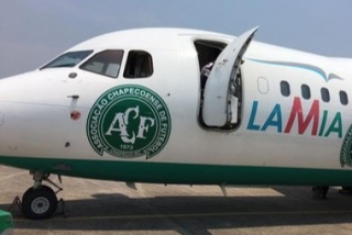 Avião da empresa boliviana Lamia, fretado pela Chapecoense para transportar sua equipe (Foto: Divulgação/Cleberson Silva/Chapecoense) Avião da empresa boliviana Lamia, fretado pela Chapecoense para transportar sua equipe (Foto: Divulgação/Cleberson Silva/Chapecoense)