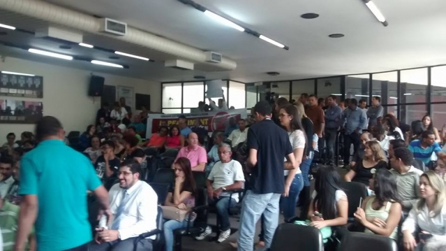 Plenário da Câmara ficou lotado de manifestantes durante toda a reunião. Foto : Lucas Morais/IJ Plenário da Câmara ficou lotado de manifestantes durante toda a reunião. Foto : Lucas Morais/IJ