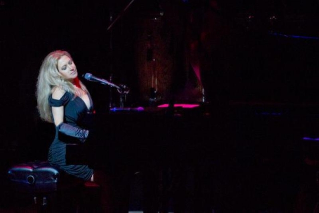 A brasileira Eliane Elias levou o Grammy pelo disco Made in Brazil, escolhido o melhor álbum na categoria Jazz Latino (Foto: arquivo pessoal/Daniel Azoulay) A brasileira Eliane Elias levou o Grammy pelo disco Made in Brazil, escolhido o melhor álbum na categoria Jazz Latino (Foto: arquivo pessoal/Daniel Azoulay)