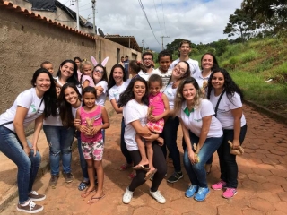 Já é uma tradição da ONG promover ações em datas comemorativas, principalmente em regiões periféricas e rurais de Itabira (Foto: Divulgação) Já é uma tradição da ONG promover ações em datas comemorativas, principalmente em regiões periféricas e rurais de Itabira (Foto: Divulgação)