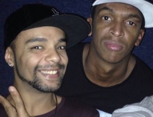 Jô, atacante do Atlético-Mg, com amigos em balada no Rio de Janeiro (Foto: Reprodução/Instagram) Jô, atacante do Atlético-Mg, com amigos em balada no Rio de Janeiro (Foto: Reprodução/Instagram)