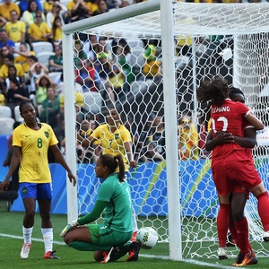 Rose balanÃ§ou as redes da Arena Corinthians na etapa inicial (Foto: AFP/Nelson Almeida)