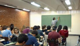 A residência pedagógica busca melhorar a qualidade da formação inicial e a avaliação dos futuros professores (Foto: Agência Brasil) A residência pedagógica busca melhorar a qualidade da formação inicial e a avaliação dos futuros professores (Foto: Agência Brasil)
