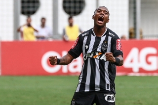 Robinho fez trÃªs na vitÃ³ria do AtlÃ©tico-MG sobre o Tombense (Foto: Bruno Cantini/AtlÃ©tico-MG)