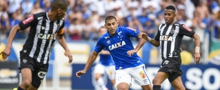 Léo Silva, Ramón Ãbila e Robinho em lance do jogo Cruzeiro x Atlético-MG (Foto: Juliana Flister/Light Press) Léo Silva, Ramón Ãbila e Robinho em lance do jogo Cruzeiro x Atlético-MG (Foto: Juliana Flister/Light Press)