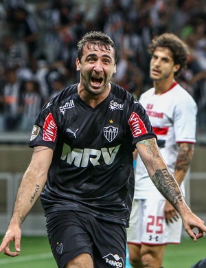 Pratto comemora gol do Atlético-MG em noite em que marcou três vezes (Foto: Bruno Cantini/CAM) Pratto comemora gol do Atlético-MG em noite em que marcou três vezes (Foto: Bruno Cantini/CAM)