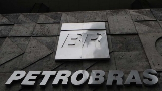 Petrobras diz que e-mails de gerente não explicitavam irregularidades (Vanderlei Almeida/AFP/VEJA) Petrobras diz que e-mails de gerente não explicitavam irregularidades (Vanderlei Almeida/AFP/VEJA)