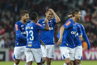 Na próxima rodada o Cruzeiro enfrenta o Flamengo, no Mineirão (Foto: Geraldo Bubniak/Cruzeiro) Na próxima rodada o Cruzeiro enfrenta o Flamengo, no Mineirão (Foto: Geraldo Bubniak/Cruzeiro)
