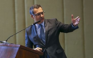 Ministro da Fazenda, Eduardo Guardia, refirma necessidade da reforma da Previdência para reduzir os gastos públicos (Foto: Agência Brasil) Ministro da Fazenda, Eduardo Guardia, refirma necessidade da reforma da Previdência para reduzir os gastos públicos (Foto: Agência Brasil)