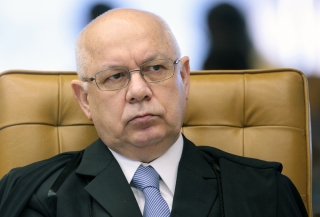 Teori Zavascki suspendeu a divulgação das interceptações envolvendo a Presidência da República (Foto: Divulgação) Teori Zavascki suspendeu a divulgação das interceptações envolvendo a Presidência da República (Foto: Divulgação)