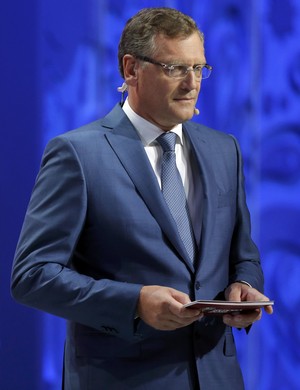 Jérôme Valcke é suspenso pelo Comitê de Ética da Fifa por 12 anos (Foto: Reuters) Jérôme Valcke é suspenso pelo Comitê de Ética da Fifa por 12 anos (Foto: Reuters)