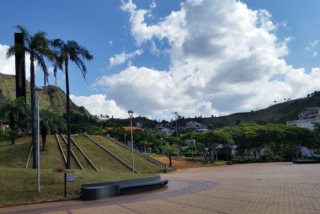 A PraÃ§a do Papa, um dos cartÃµes postais de Belo Horizonte, estÃ¡ entre as localidades que devem receber reforÃ§o de agentes armados (Foto: LÃ©o Rodrigues/AgÃªncia Brasil)