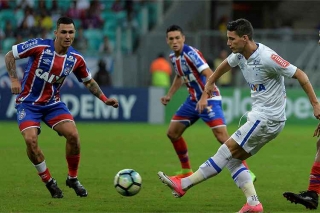 Time celeste cai em Salvador e Mano Menezes fica pressionado (Foto: Betto Jr/Light Press/Cruzeiro) Time celeste cai em Salvador e Mano Menezes fica pressionado (Foto: Betto Jr/Light Press/Cruzeiro)