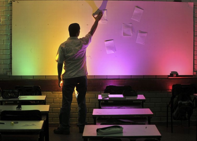Dados mostram que a falta de confiança entre o professor e as secretarias estaduais e municipais de educação é desafio a ser enfrentado - Marcello Casal jr/Agência Brasil Dados mostram que a falta de confiança entre o professor e as secretarias estaduais e municipais de educação é desafio a ser enfrentado - Marcello Casal jr/Agência Brasil