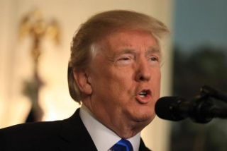 A epidemia de opiodes é responsável pela morte de cerca de 175 pessoas por dia no paÃs, disse Donald Trump (Foto: Jim Lo Scalzo/Agência EFE) A epidemia de opiodes é responsável pela morte de cerca de 175 pessoas por dia no paÃs, disse Donald Trump (Foto: Jim Lo Scalzo/Agência EFE)
