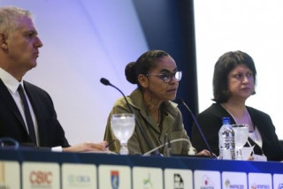 Marina Silva quer investir em energia renovável e saneamento básico (Foto: José Cruz/Agência Brasil) Marina Silva quer investir em energia renovável e saneamento básico (Foto: José Cruz/Agência Brasil)