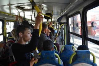 Um em cada quatro brasileiros usa ônibus para ir ao trabalho ou à escola todos os dias (Foto: José Cruz/Agência Brasil) Um em cada quatro brasileiros usa ônibus para ir ao trabalho ou à escola todos os dias (Foto: José Cruz/Agência Brasil)