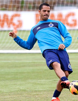 Anselmo Ramon volta após temporada no futebol chinês (Foto: Washington Alves / Vipcomm) Anselmo Ramon volta após temporada no futebol chinês (Foto: Washington Alves / Vipcomm)