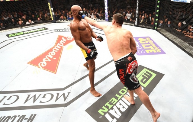 Anderson Silva caiu no exame antidoping dias antes do UFC 183 (Foto: Getty Images) Anderson Silva caiu no exame antidoping dias antes do UFC 183 (Foto: Getty Images)