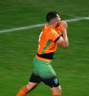 Danilo comemora muito gol marcado contra o Fortaleza (Foto: MaurÃcio Paulucci) Danilo comemora muito gol marcado contra o Fortaleza (Foto: MaurÃcio Paulucci)