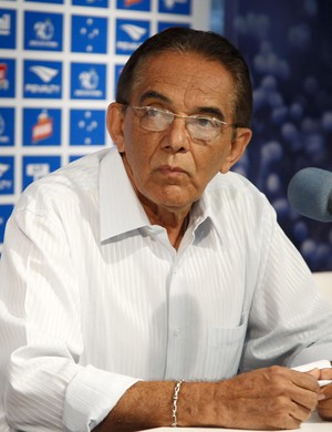 Benecy: situação de Mena será definida nos próximos dias (Foto: Washington Alves/Light Press) Benecy: situação de Mena será definida nos próximos dias (Foto: Washington Alves/Light Press)