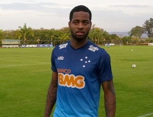 Titular DedÃ© fica em BH se preparando para jogo com o Flu (Foto: Marco Astoni)