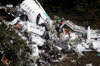 De acordo com o documento, a tripulação sabia que a aeronave viajava com pouca quantidade de combustÃvel (Foto: Agência Reuters) De acordo com o documento, a tripulação sabia que a aeronave viajava com pouca quantidade de combustÃvel (Foto: Agência Reuters)