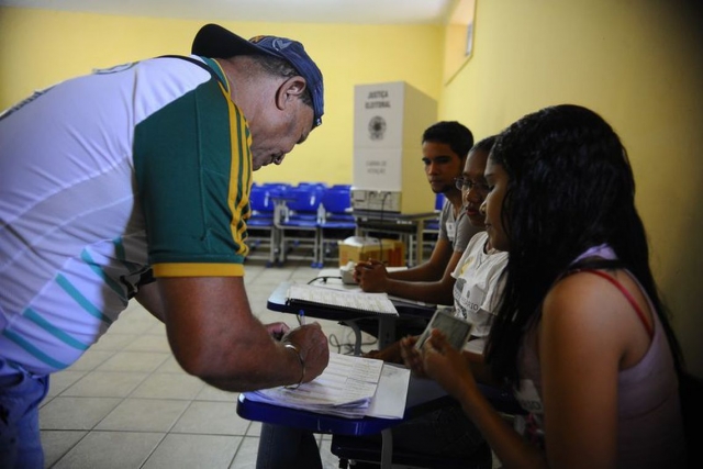 TSE decidiu manter os horários de votação inalterados (Foto: Tânia Rêgo/Agência Brasil) TSE decidiu manter os horários de votação inalterados (Foto: Tânia Rêgo/Agência Brasil)