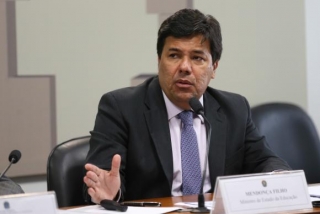 O ministro Mendonça Filho disse que o Mediotec “dá mais autonomia para que os jovens definam o seu futuro do ponto de vista educacional das escolas de formação†(Foto: Fabio Rodrigues Pozzebom/Agência Brasil) O ministro Mendonça Filho disse que o Mediotec “dá mais autonomia para que os jovens definam o seu futuro do ponto de vista educacional das escolas de formação†(Foto: Fabio Rodrigues Pozzebom/Agência Brasil)