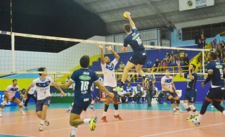 Cruzeiro venceu SÃ£o JosÃ© nesta quinta-feira, 25, no Vale do ParaÃ­ba (Foto: TiÃ£o Martins/PMSJC)