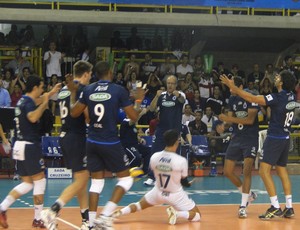 Cruzeiro venceu o Mundial de Vôlei de 2013 derrotando o Locomotiv (Foto: Rafael Araújo) Cruzeiro venceu o Mundial de Vôlei de 2013 derrotando o Locomotiv (Foto: Rafael Araújo)