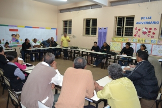 De acordo com Geraldo, o Governo Paralelo tem como objetivo contribuir promovendo um grande debate e transformando as ideias da comunidade em projetos que depois sÃƒÂ£o entregues ao governo (Foto: Ageu Ebert/O Folha de Minas)