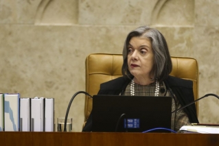 A ministra do Supremo Tribunal Federal, Cármen Lúcia, disse que a Constituição brasileira cumpre um papel importante e nunca foi inadequada (Foto: Antonio Cruz/Agência Brasil) A ministra do Supremo Tribunal Federal, Cármen Lúcia, disse que a Constituição brasileira cumpre um papel importante e nunca foi inadequada (Foto: Antonio Cruz/Agência Brasil)