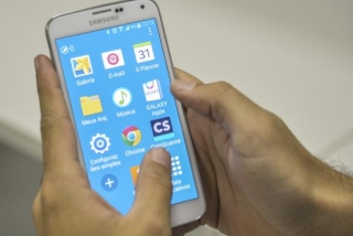 O sociólogo e consultor em educação para o trânsito, Eduardo Biavati, diz que o telefone celular incluiu uma multiplicidade de usos que o código não contempla (Foto: Divulgação/Agência Brasil) O sociólogo e consultor em educação para o trânsito, Eduardo Biavati, diz que o telefone celular incluiu uma multiplicidade de usos que o código não contempla (Foto: Divulgação/Agência Brasil)