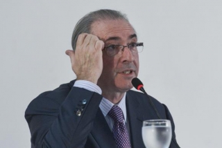 O presidente afastado da Câmara, Eduardo Cunha, deve questionar também a permanência de Marcos Rogério, do DEM, como relator do processo desde que deixou o PDT, que seria o detentor da vaga (Foto: José Cruz/Agência Brasil) O presidente afastado da Câmara, Eduardo Cunha, deve questionar também a permanência de Marcos Rogério, do DEM, como relator do processo desde que deixou o PDT, que seria o detentor da vaga (Foto: José Cruz/Agência Brasil)