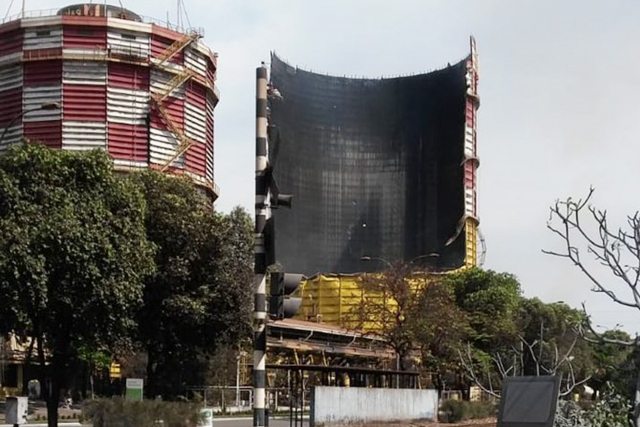 Gasômetro ficou destruÃdo (Foto: Reprodução/Twitter) Gasômetro ficou destruÃdo (Foto: Reprodução/Twitter)