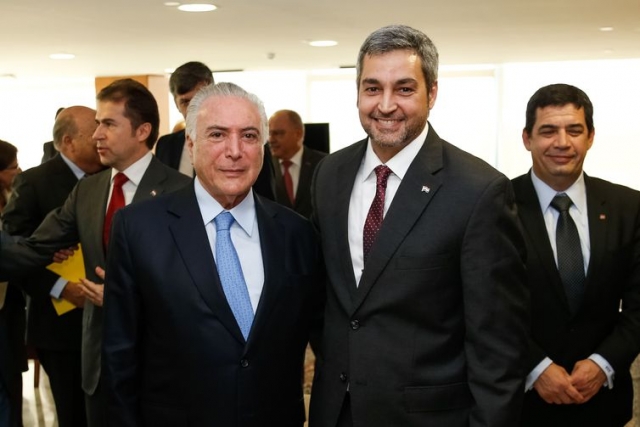 O presidente Michel Temer e o presidente eleito do Paraguai, Mario Abdo BenÃtez, durante encontro no Palácio do Planalto (Foto: Cesar Itiberê/PR) O presidente Michel Temer e o presidente eleito do Paraguai, Mario Abdo BenÃtez, durante encontro no Palácio do Planalto (Foto: Cesar Itiberê/PR)