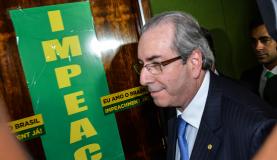 Cunha presidiu a sessão do Plenário da Câmara que decidiu pela autorização para ter prosseguimento no Senado o processo de impeachment de Dilma (Foto: José Cruz/ABr) Cunha presidiu a sessão do Plenário da Câmara que decidiu pela autorização para ter prosseguimento no Senado o processo de impeachment de Dilma (Foto: José Cruz/ABr)