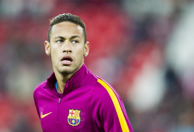 Neymar está na mira da justiça brasileira e pode pegar pena de até cinco anos de prisão (Foto: Getty Images) Neymar está na mira da justiça brasileira e pode pegar pena de até cinco anos de prisão (Foto: Getty Images)