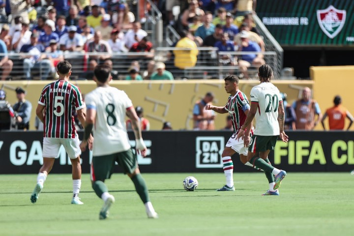 João Pedro marca dois e elimina o Fluminense da Copa do Mundo de Clubes