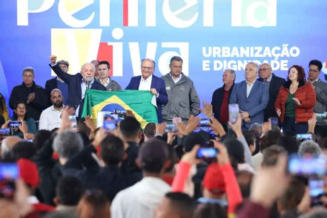 Lula anuncia R$ 4,67 bilhões para urbanização de favelas em 32 municípios