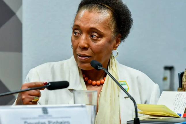 Ministra Cármen Lúcia denuncia racismo contra integrante do TSE barrada em evento