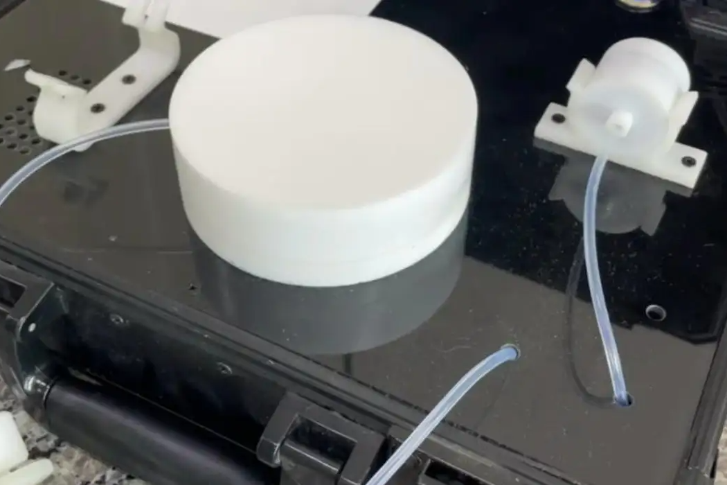 Pesquisadores da UFPE criam “nariz eletrônico” que detecta metanol em bebidas adulteradas