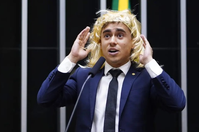 Conselho de Ética suspende Janones por 3 meses após ofensas homofóbicas a Nikolas Ferreira