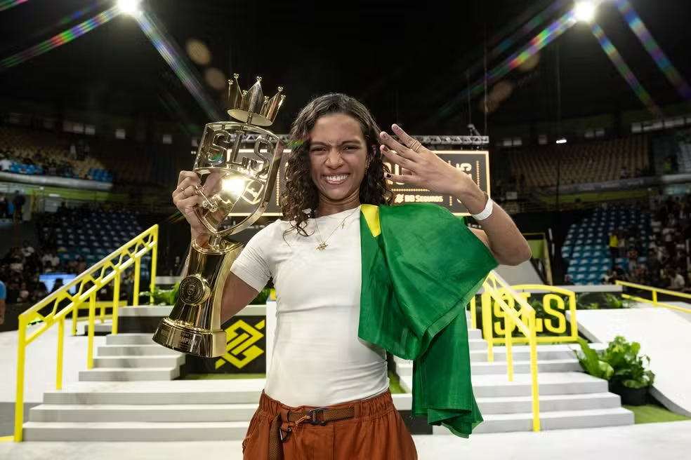 Rayssa Leal conquista o tetracampeonato do Supercrown em São Paulo