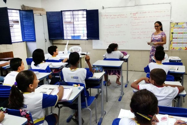 Oito em cada dez professores já pensaram em desistir da carreira