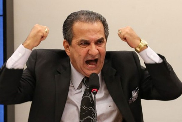 “Surto” de Malafaia: pastor ataca Mourão após crítica a Trump e defende tarifa dos EUA
