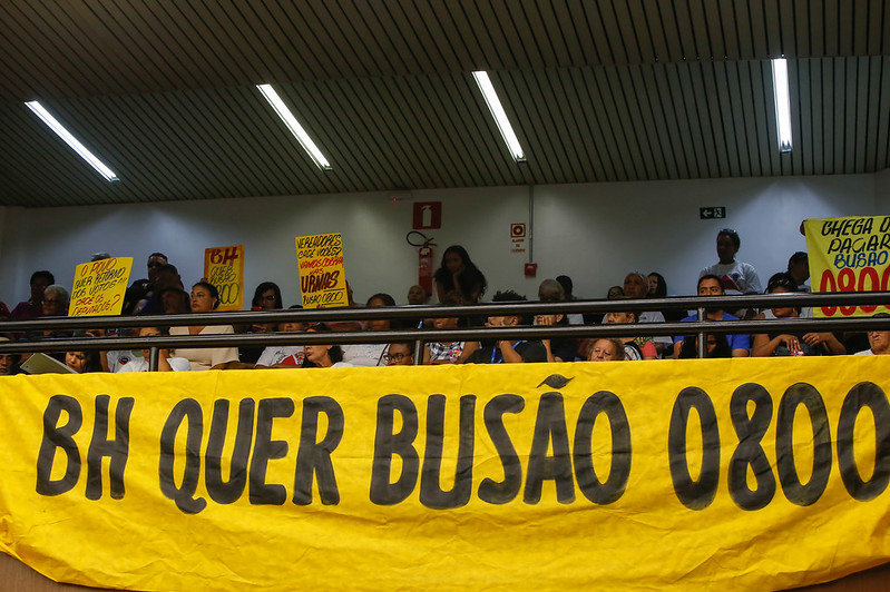 Câmara de BH rejeita projeto de tarifa zero no transporte coletivo sob protestos