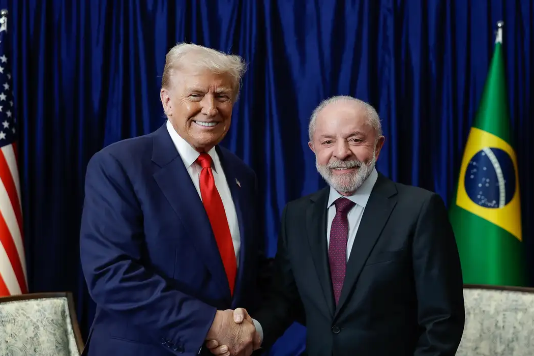Lula se reúne com Trump em Kuala Lumpur e negociações sobre tarifas ganham impulso